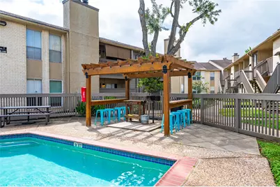 1900 Bay Area Boulevard, Houston, TX 77058 - Photo 24