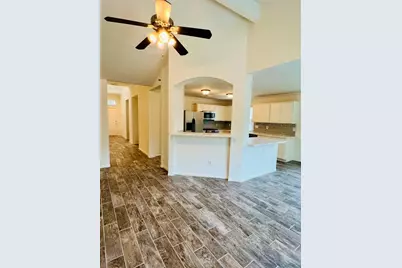 6010 Forest Plaza Court, Houston, TX 77066 - Photo 10