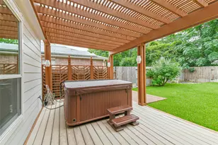 21930 Willow Shadows Dr, Tomball, TX 77375 - Photo 36