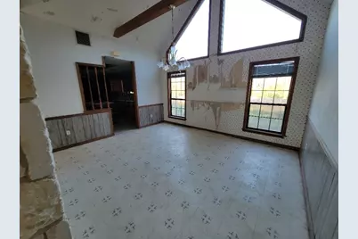 1046 Lutonsky Road, Fayetteville, TX 78940 - Photo 8