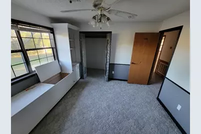 1046 Lutonsky Road, Fayetteville, TX 78940 - Photo 14