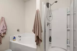 812 Indigo Springs Ln, La Marque, TX 77568 - Photo 20