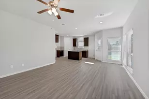 150 Thickets Grove, Dayton, TX 77535 - Photo 16