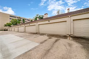 7505 Memorial Woods Dr, Houston, TX 77024 - Photo 14