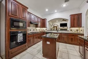 1523 Olive Garden, Houston, TX 77077 - Photo 4