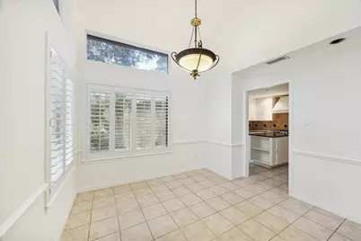 12 Lakeridge Drive, The Woodlands, TX 77381 - Photo 6