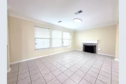 12211 Meadow Crest Court, Meadows Place, TX 77477 - Photo 4