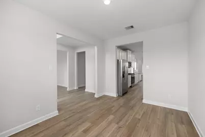 2913 Fair Wind Lane, Texas City, TX 77510 - Photo 4