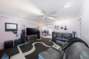 10415 Norton Dr, Houston, TX 77043 - Photo 6