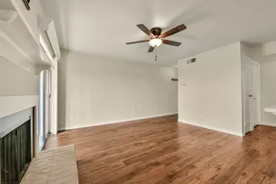 18515 Egret Bay Boulevard #702, Webster, TX 77058 - Photo 10