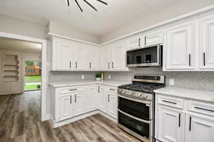 3702 Charleston St, Houston, TX 77021 - Photo 14