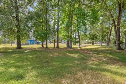 190 Lake View Lane, Livingston, TX 77351 - Photo 12