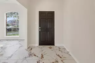 4418 W Thunderwood Cir, Fresno, TX 77545 - Photo 2