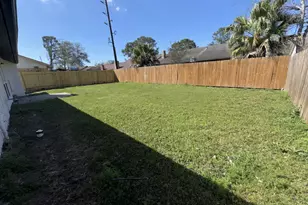 5506 Cactus Forest Dr, Houston, TX 77088 - Photo 36