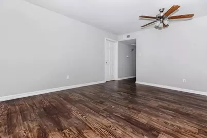 4400 Memorial Drive #11-1131, Houston, TX 77007 - Photo 4