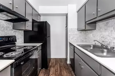 4400 Memorial Drive #11-1131, Houston, TX 77007 - Photo 8