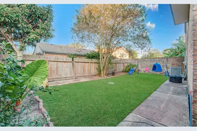 16707 Fernwood Way, Houston, TX 77058 - Photo 42