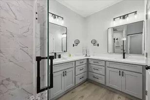 1326 Emerald Dr, Crystal Beach, TX 77650 - Photo 22