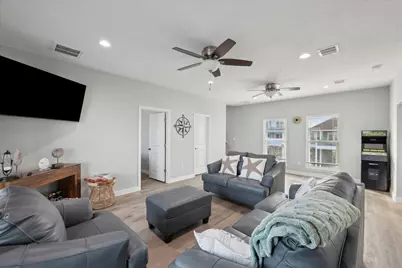 1326 Emerald Drive, Crystal Beach, TX 77650 - Photo 10