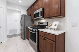13600 Breton Ridge St, Houston, TX 77070 - Photo 6
