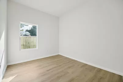 422 New Hampshire Street, Houston, TX 77029 - Photo 14