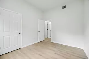 422 New Hampshire St, Houston, TX 77029 - Photo 16