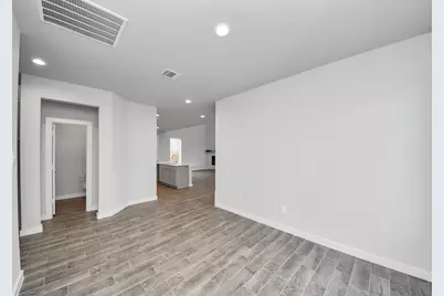 12038 Maple Oak Drive, Houston, TX 77066 - Photo 10