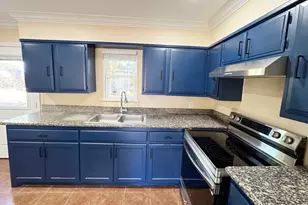 3238 Texas Ave, Texas City, TX 77590 - Photo 2