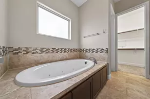 5618 Petty St, Houston, TX 77007 - Photo 16