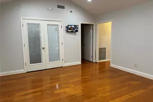 12119 Dunlap St, Houston, TX 77035 - Photo 8