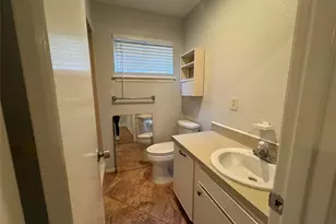 12119 Dunlap St, Houston, TX 77035 - Photo 14