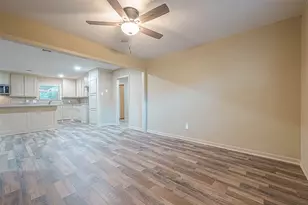 722 Venice St, Sugar Land, TX 77478 - Photo 12