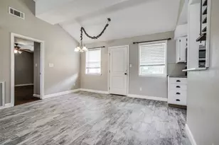 908 Redberry Hill Rd, Baytown, TX 77521 - Photo 10