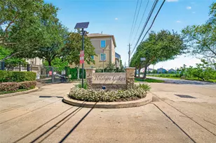 8810 Lakeshore Bend Dr, Houston, TX 77080 - Photo 4