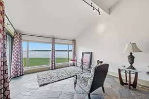 96 April Point Dr N, Conroe, TX 77356 - Photo 6