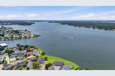 96 April Point Drive N, Conroe, TX 77356 - Photo 28