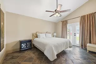 96 April Point Dr N, Conroe, TX 77356 - Photo 14