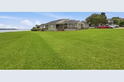 96 April Point Drive N, Conroe, TX 77356 - Photo 24