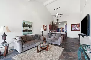 96 April Point Dr N, Conroe, TX 77356 - Photo 8