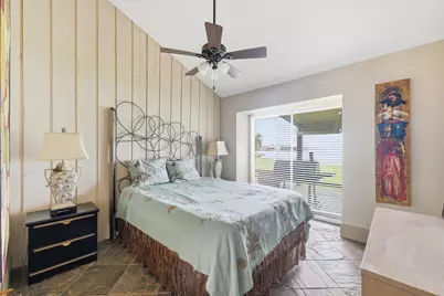 96 April Point Drive N, Conroe, TX 77356 - Photo 18