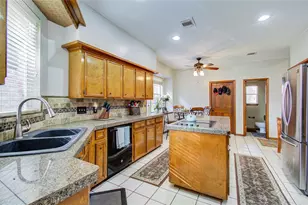 14727 Forest Lodge Dr, Houston, TX 77070 - Photo 10