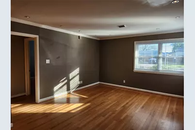 6418 Woodbrook Lane, Houston, TX 77008 - Photo 2