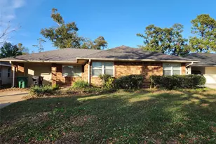 6418 Woodbrook Ln, Houston, TX 77008 - Photo 1