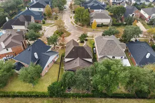 18450 W Laura Shore Dr, Cypress, TX 77433 - Photo 36