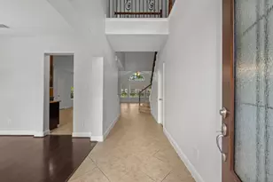 18450 W Laura Shore Dr, Cypress, TX 77433 - Photo 4