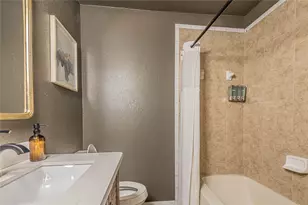 12001 Trianon Ln, Austin, TX 78727 - Photo 12