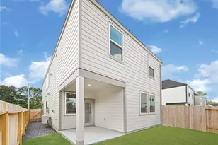 5816 Mansfield Creek Ln, Houston, TX 77091 - Photo 4