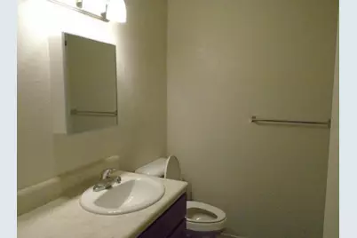 909 W 7th St, Justin, TX 76247 - Photo 10