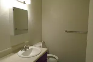 909 W 7th St, Justin, TX 76247 - Photo 10