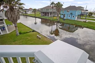 2566 Tide Dr, Crystal Beach, TX 77650 - Photo 8